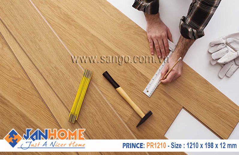 Thi công sàn gỗ Prince PR1210 đơn giản , dễ dàng